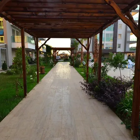 Moda Marine Kestel Apartment Camyolu